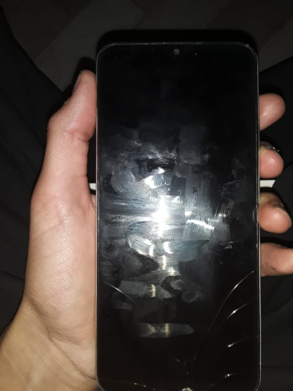 realme c33 в хорошем состоянии
