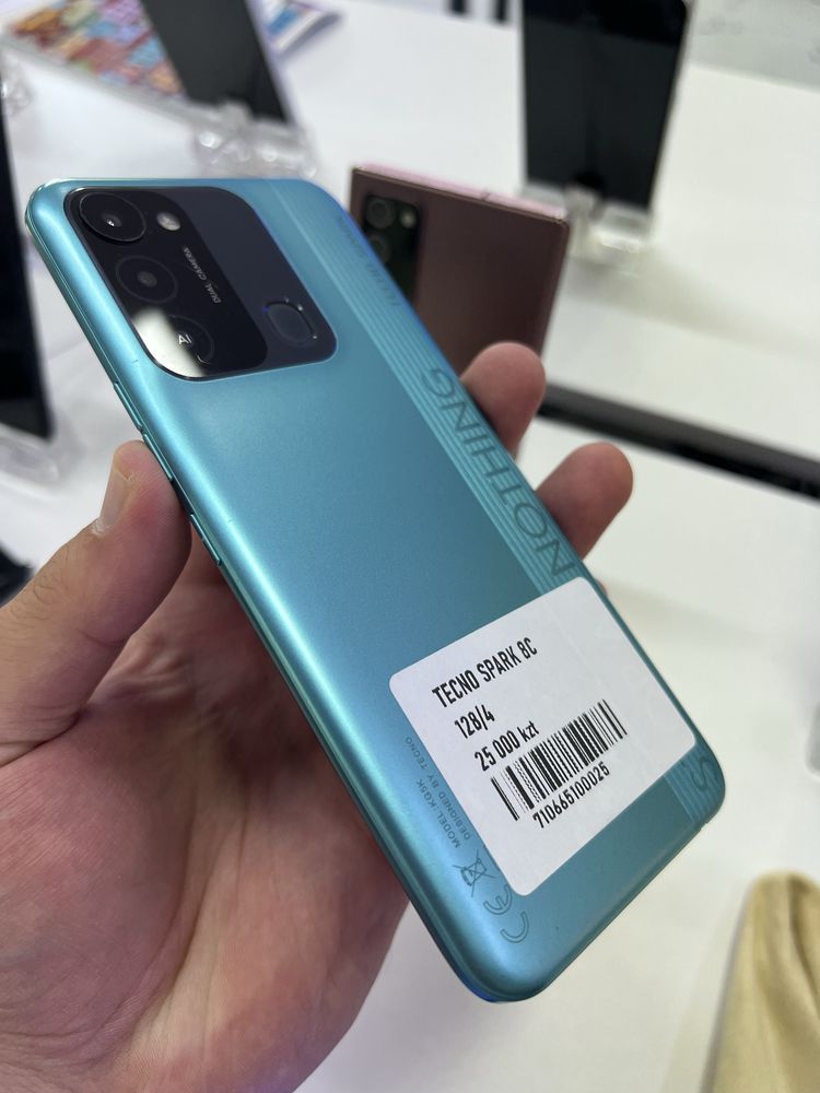 Tecno Spark 8c 128гб озу 4