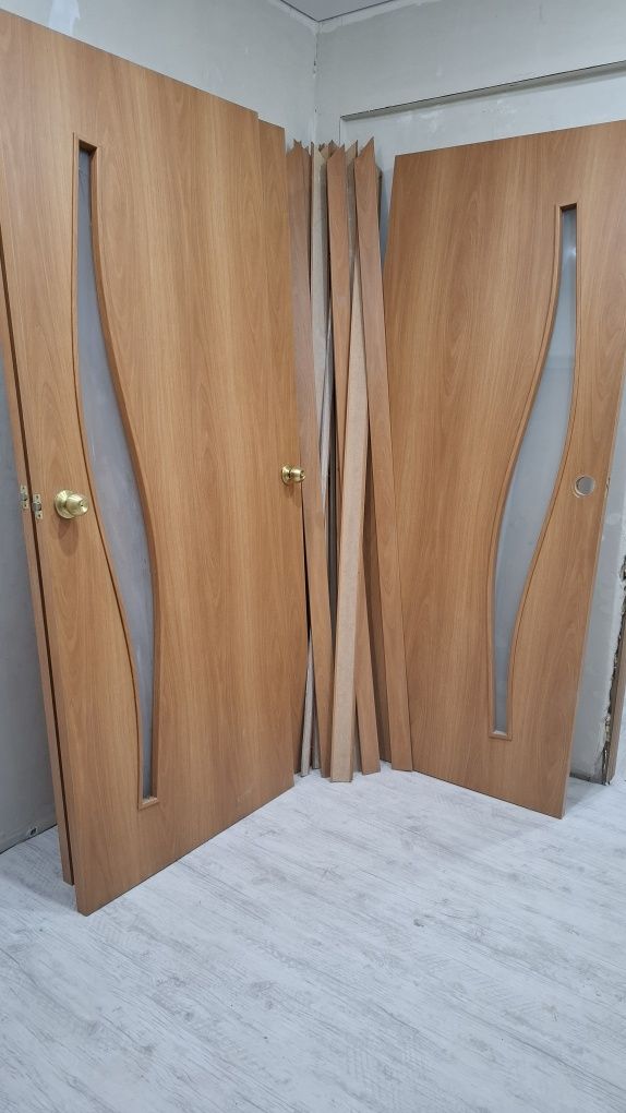 Продам двери межкомнатные срочно