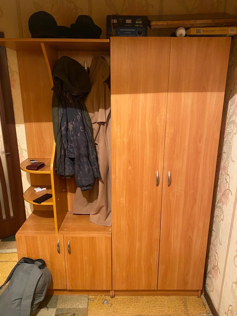 Мебель кухня прихожая