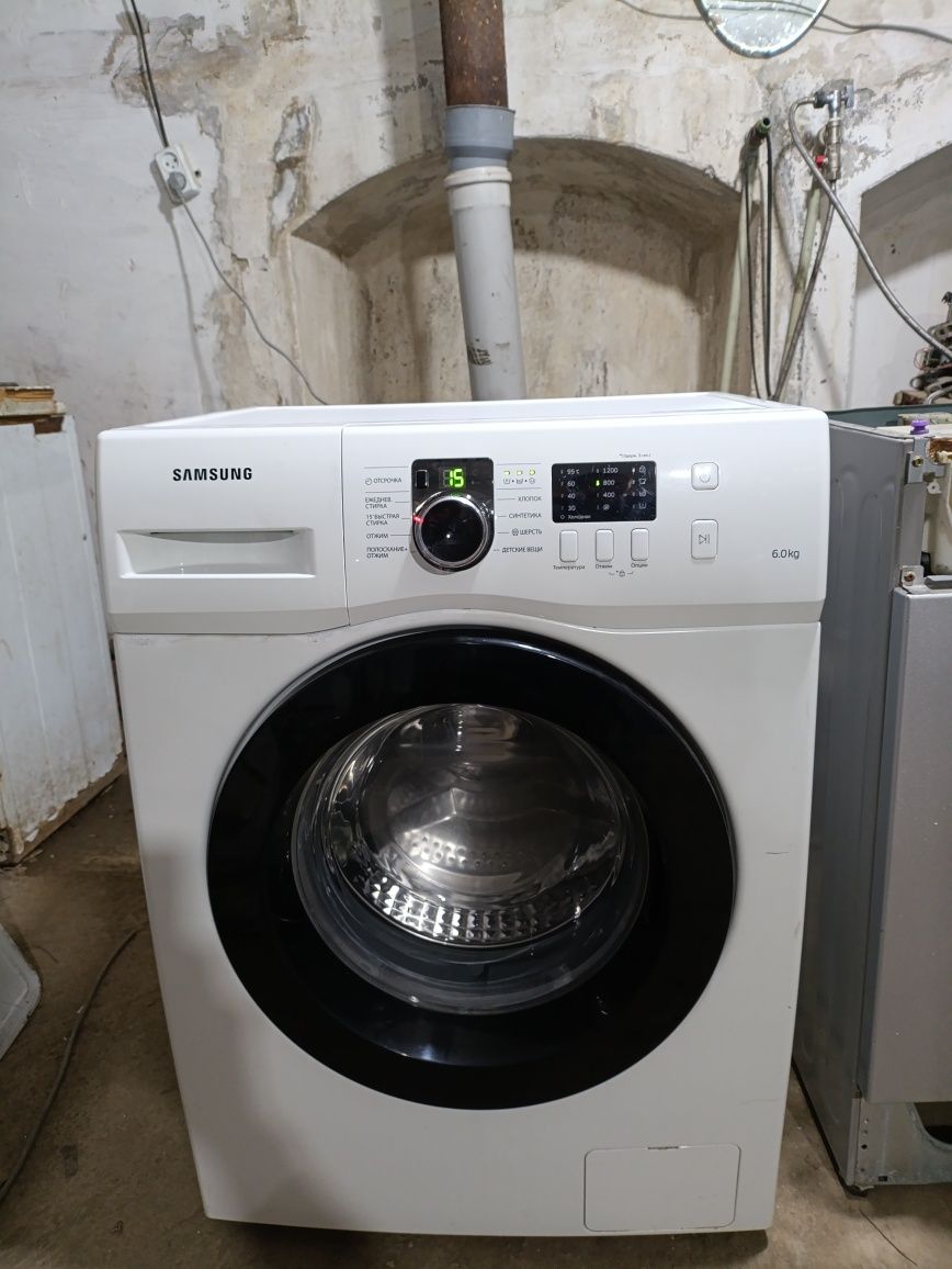 Продам стиральную машину Lg Direct Drive,  гарантия, доставка