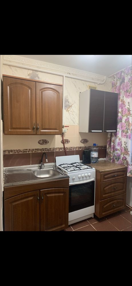 Продам кухонную мойку