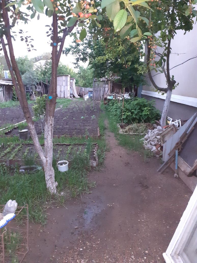 Продажа,  земля 4/7 соток вместе с домом.
