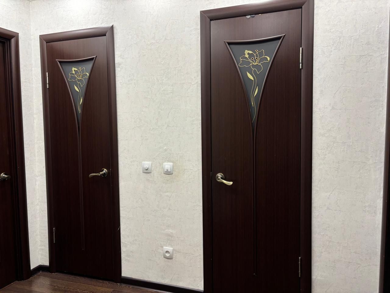 Срочно продам двери