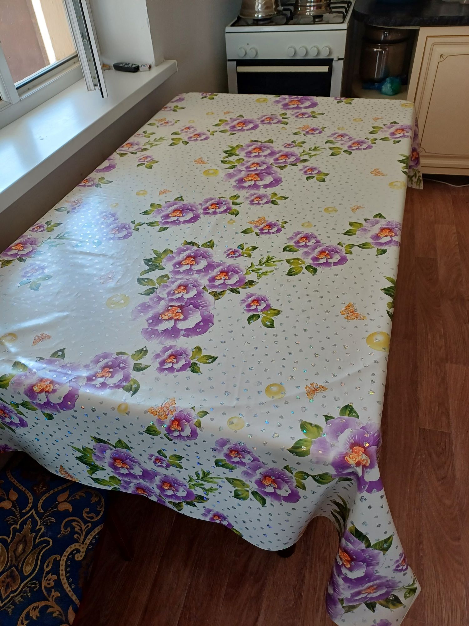 Продвется кухонный стол 150×90см