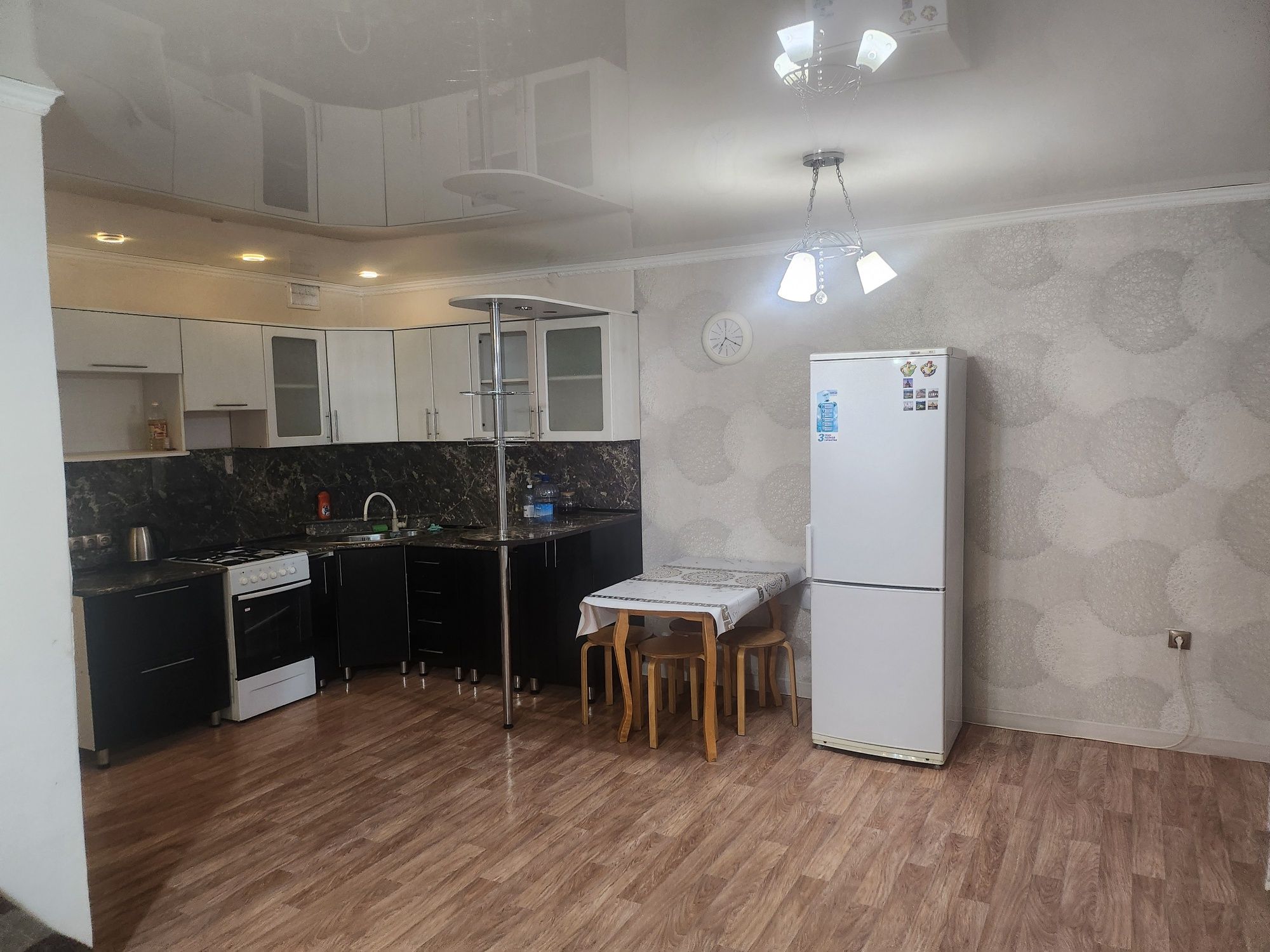 Сдам семейным 3х комнатную квартиру