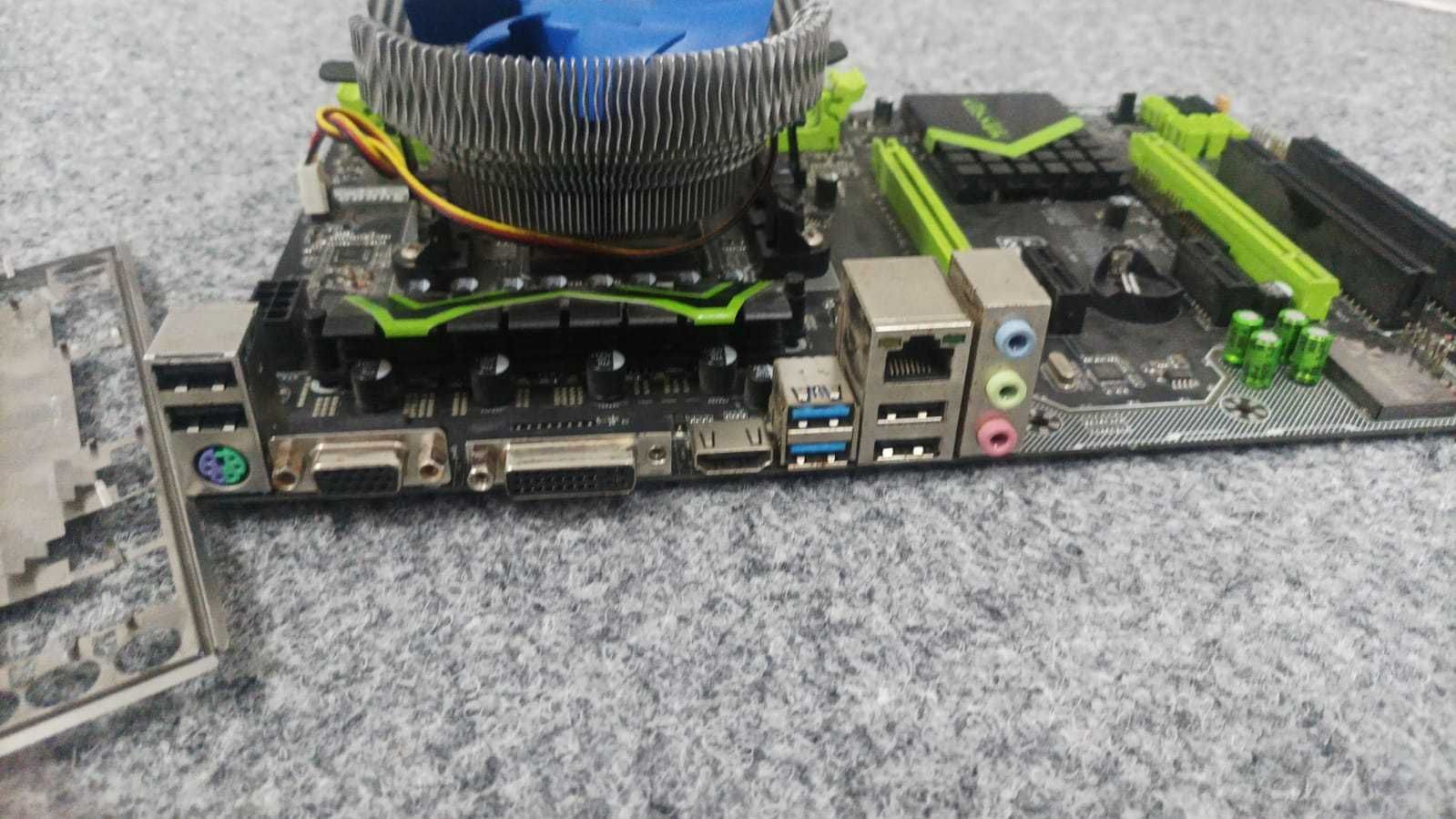 Продается комплект мат.плата+процессор  AMD AMD A8-7600 R7 сокет FM2+