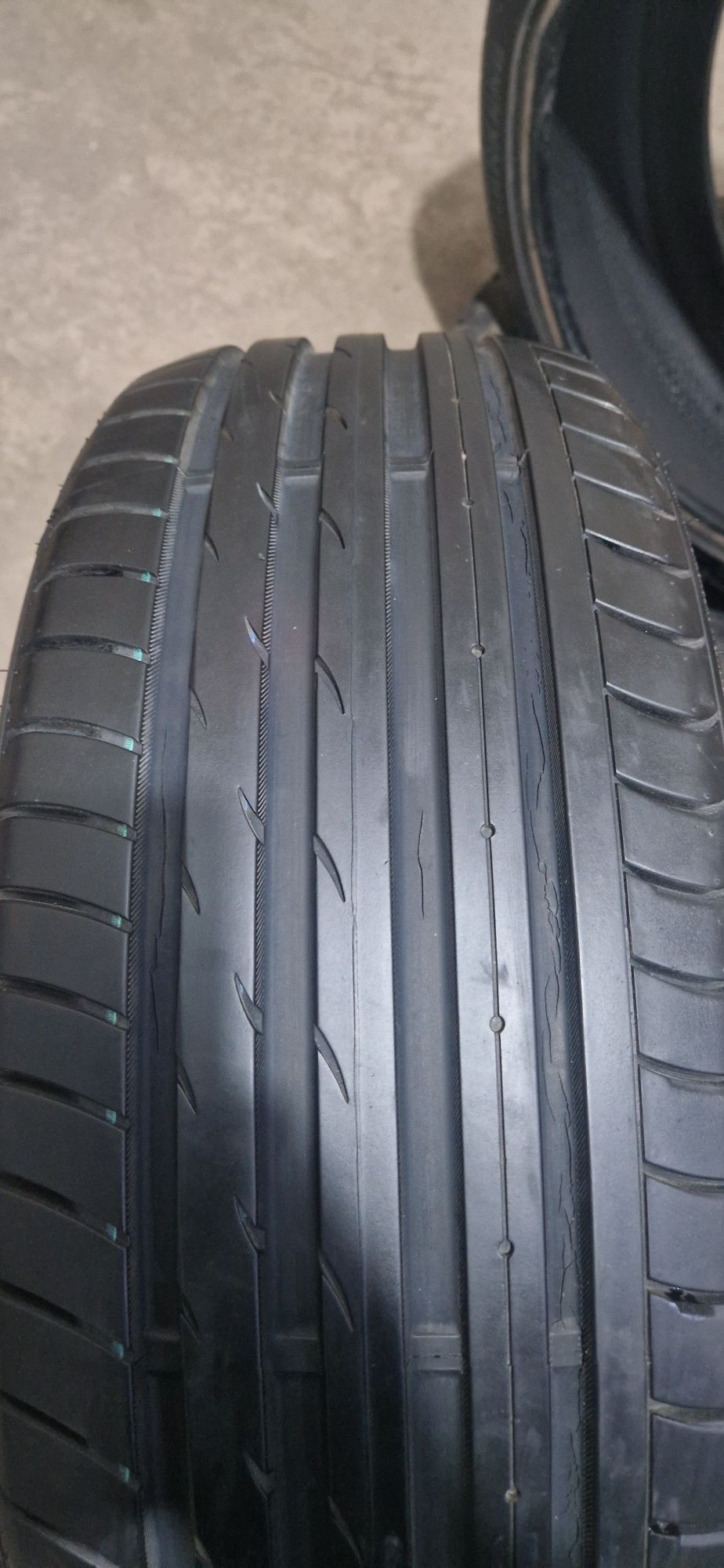 Продам комплект шин Nankang 235 45  r20