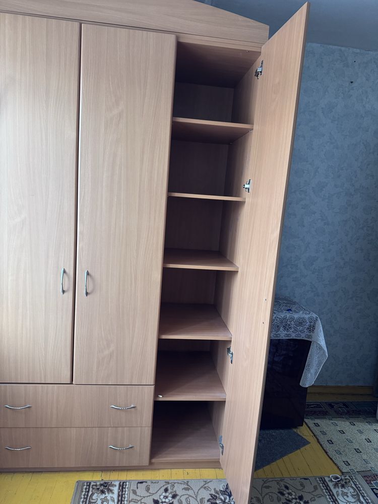 Продам шкаф в отличном состоянии