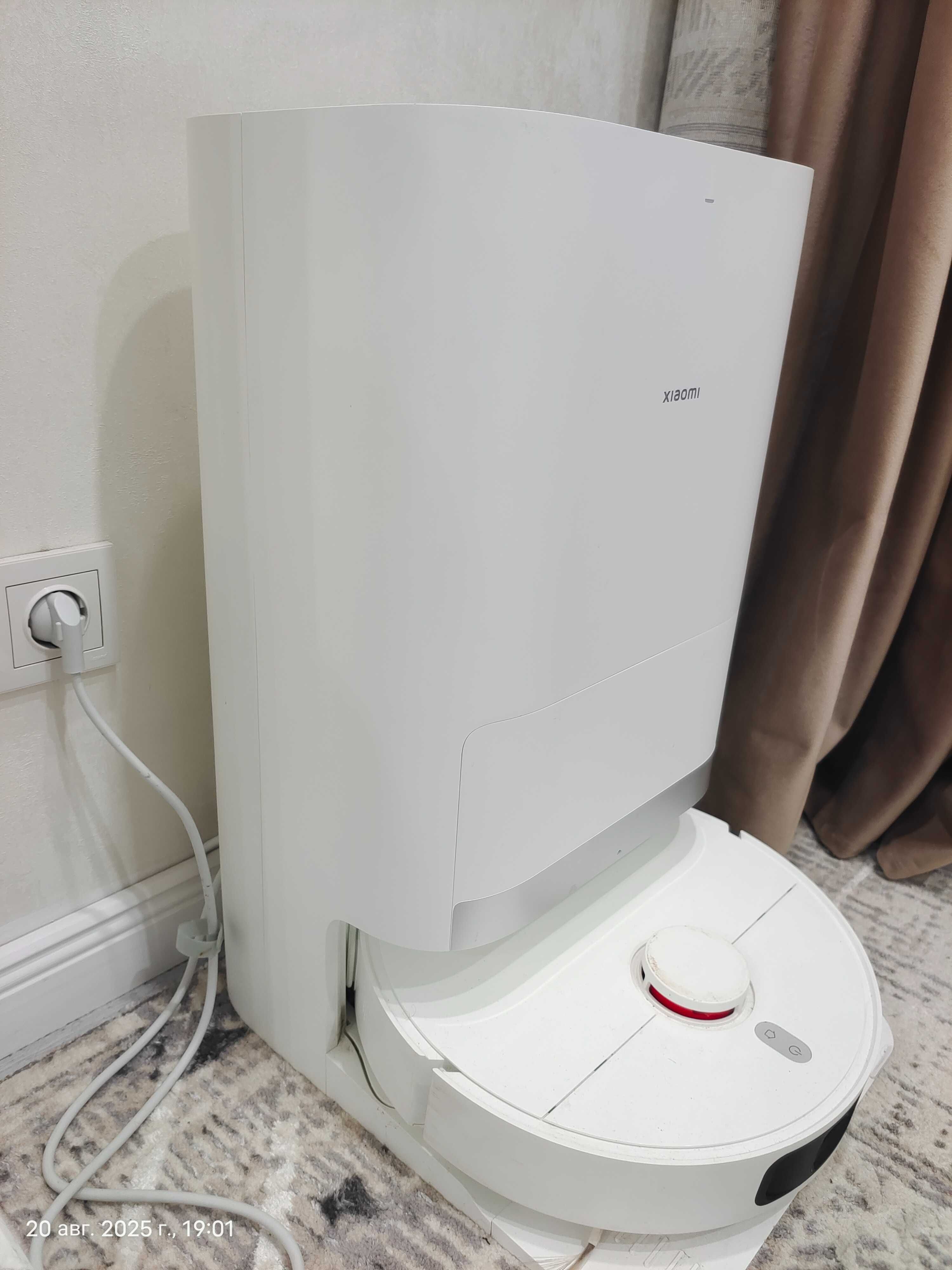Робот-пылесос XIAOMI robot vacuum X20+, б/у