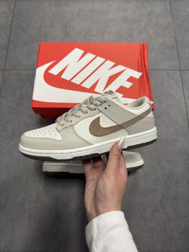 Nike Dunk Low Phantom Metallic Gold