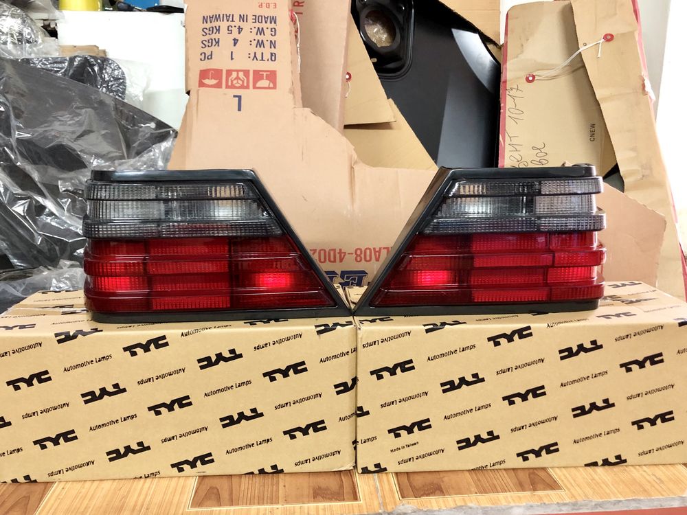 Задние фонари фары Мерседес 124 Е200,Е220,Е230, Mercedes W124 E-class