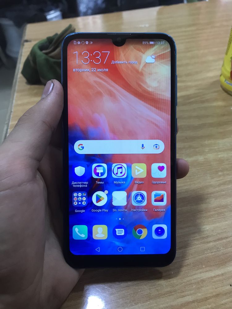 HUAWEI Y7 2019 тридцать два гига