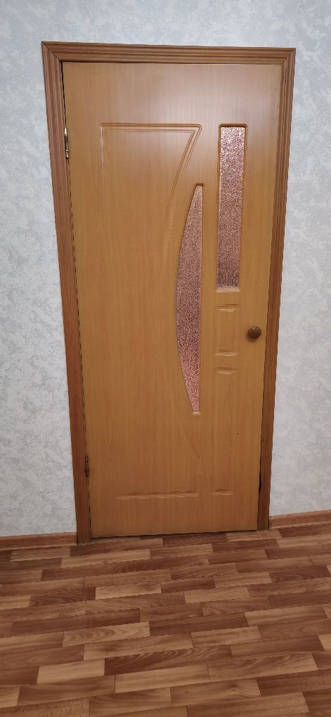 Двери 6 штук есть