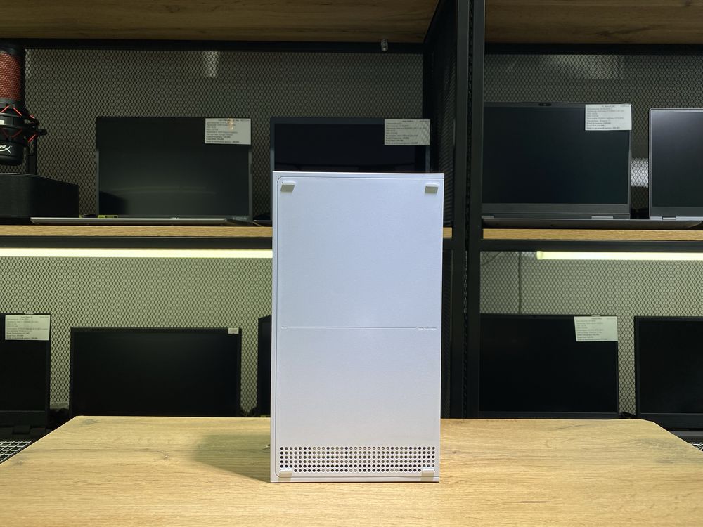 Игровая приставка XBOX Series S, 512 GB SSD, 2 джойстика, 10280/А10
