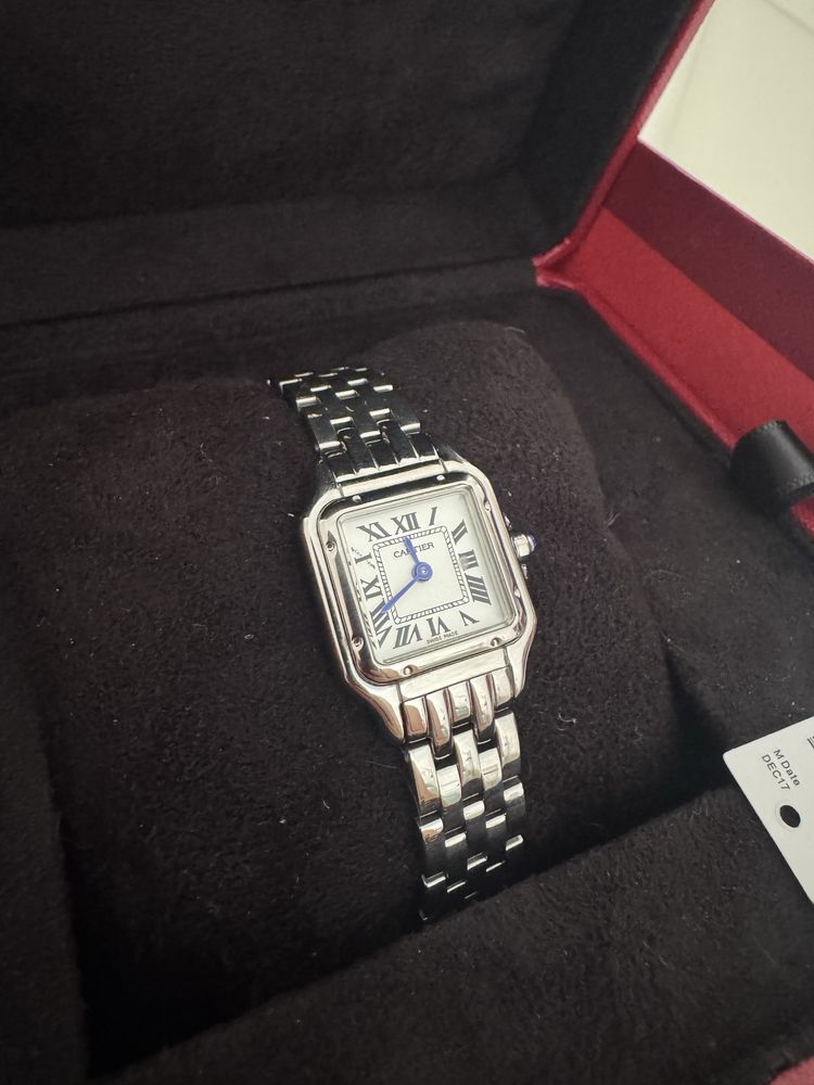 Часы женские Cartier