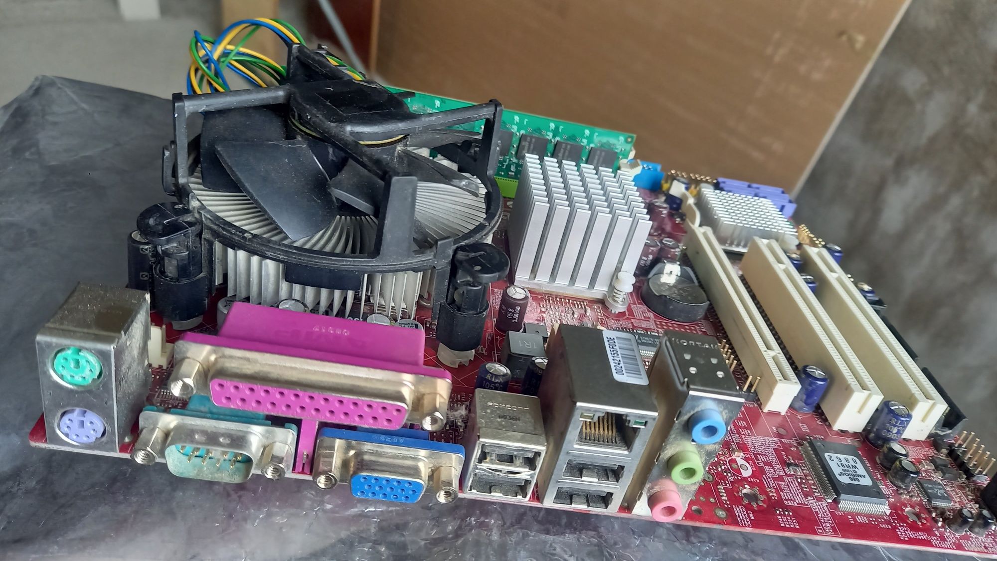 Материнская плата msi