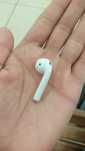AirPods левая сторона
