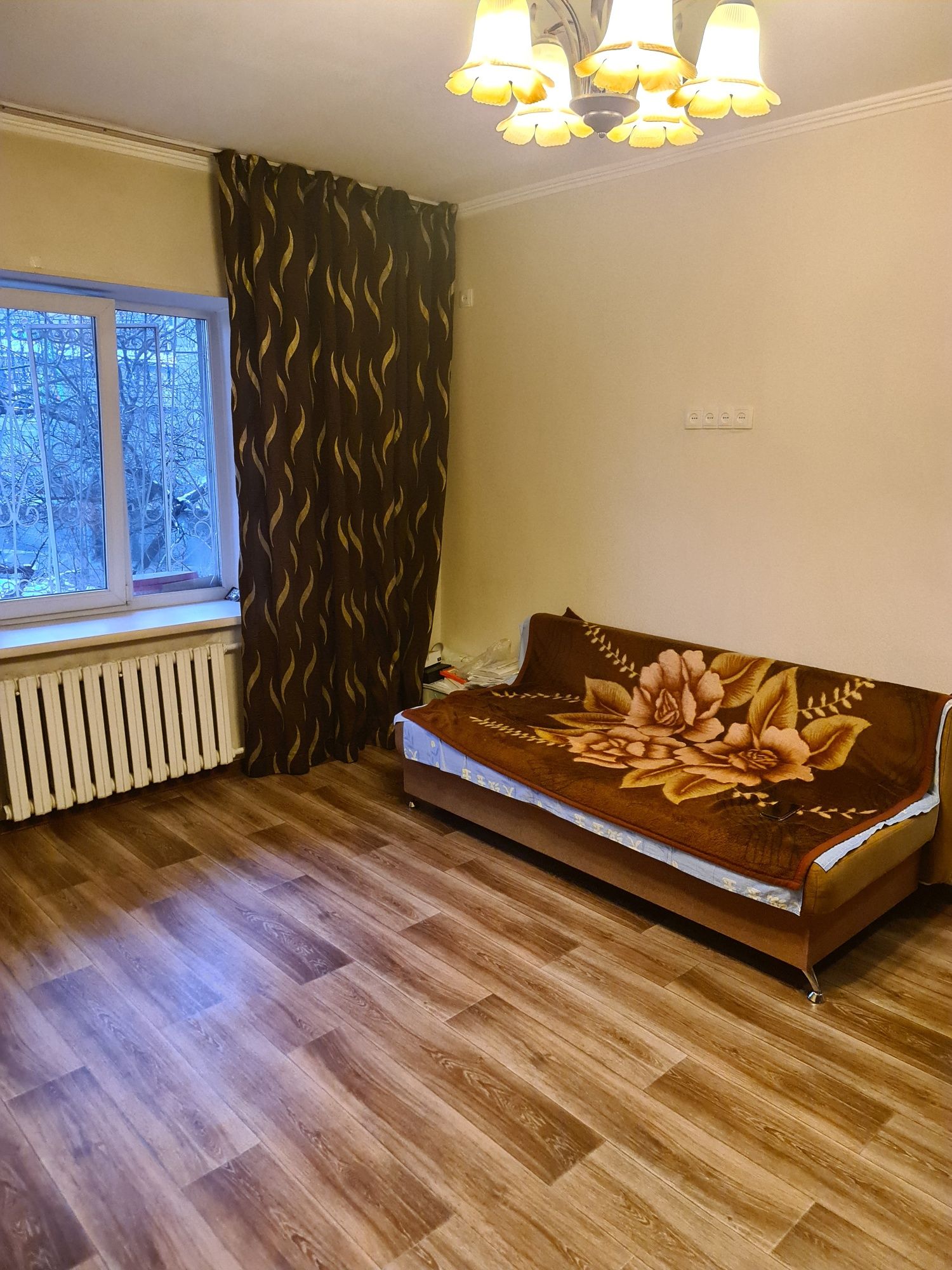 Продам 1 комнатную  квартиру
