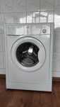 Стиральная машина Indesit WIUN100
Б/у узкая
