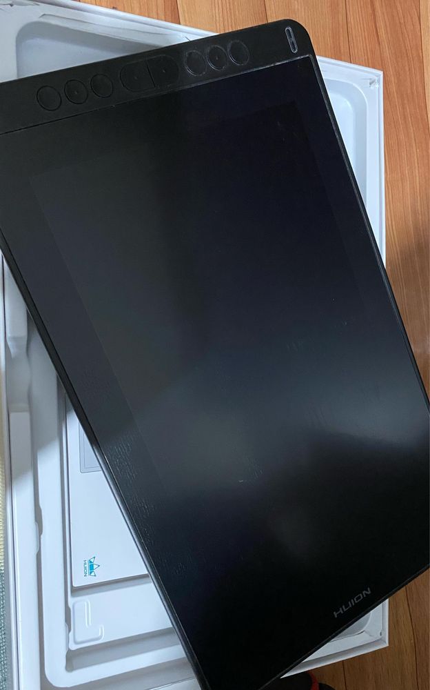 Продам графический планшет HUION kamvas 13
