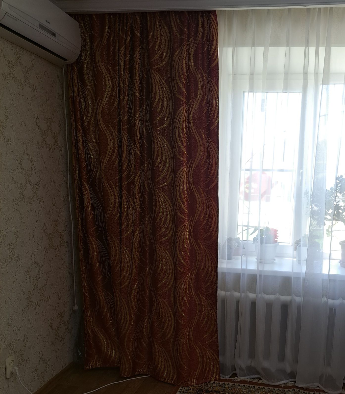 Продам шторы.                    .