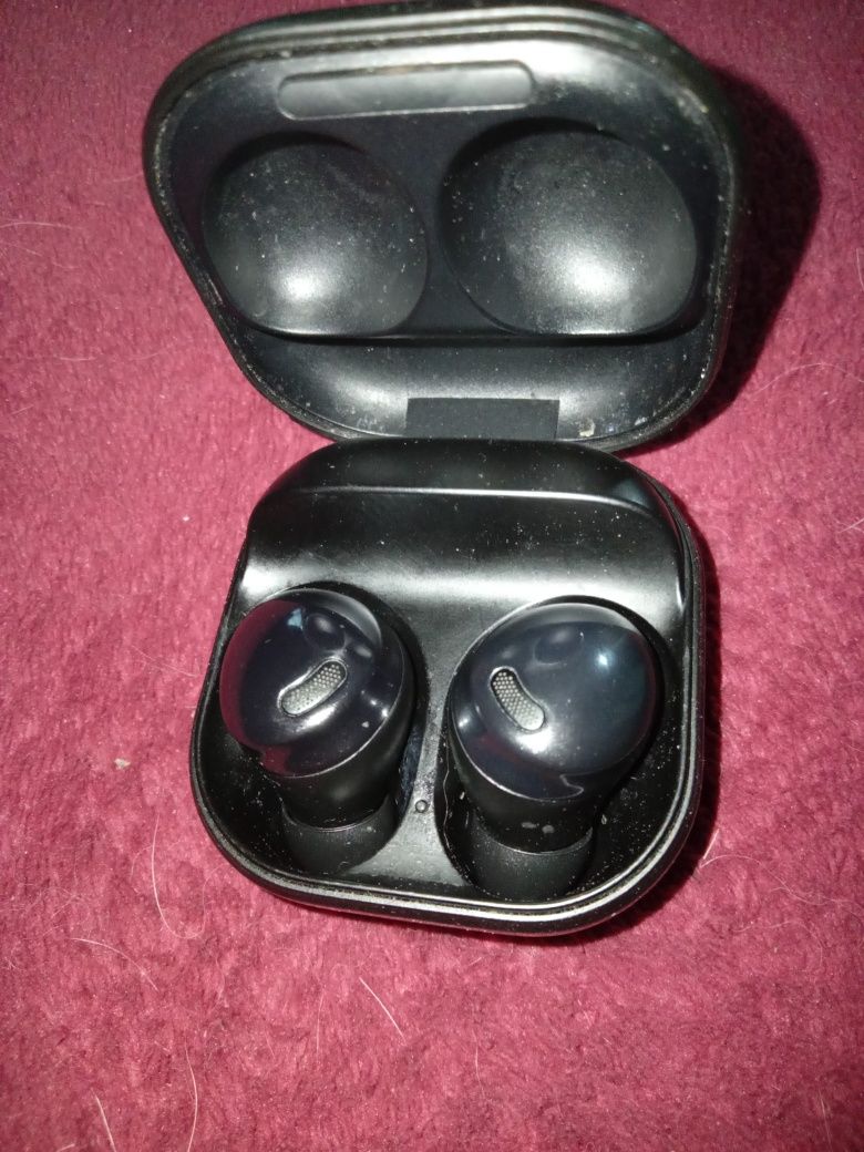 Наушники Samsung Sound by AKG