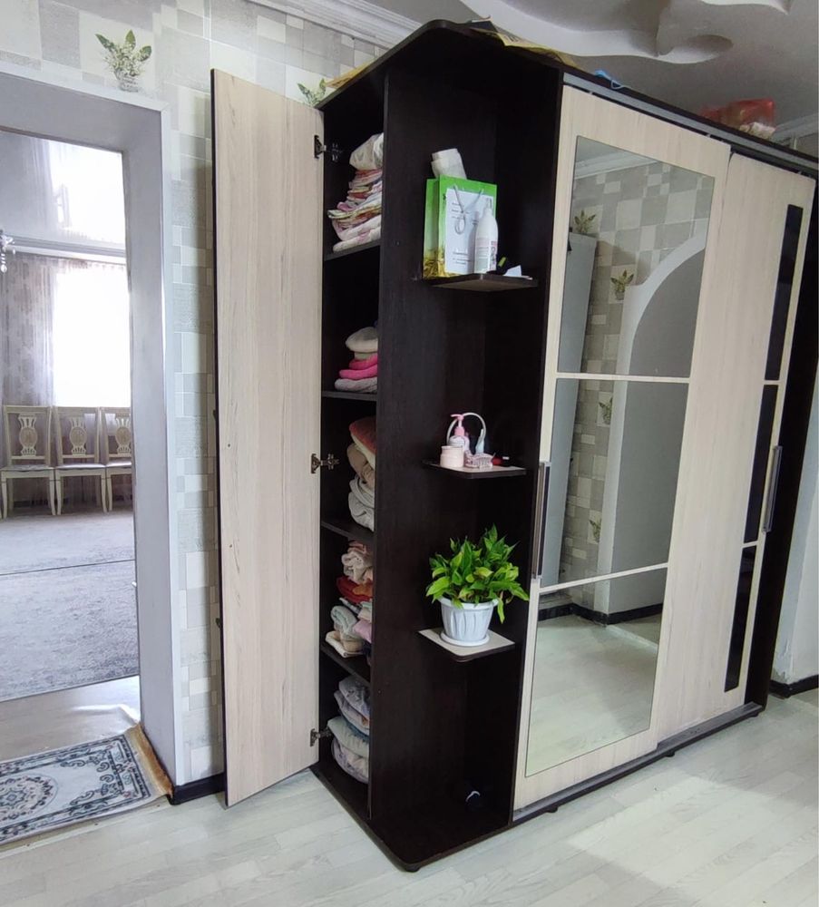 Продам прихожую купэ