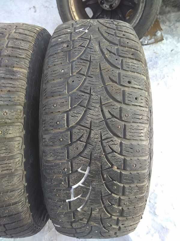 Шины 215/55 R16 - "Pirelli Winter Carving Edge" (Германия), зимние.
