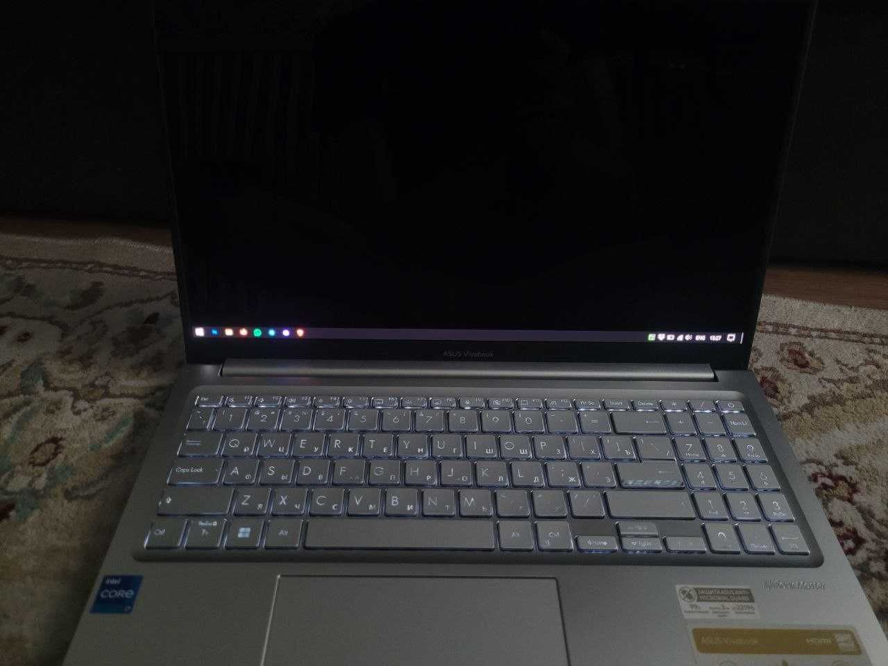 Продам ASUS Vivobook 15 Ультрабук OLED