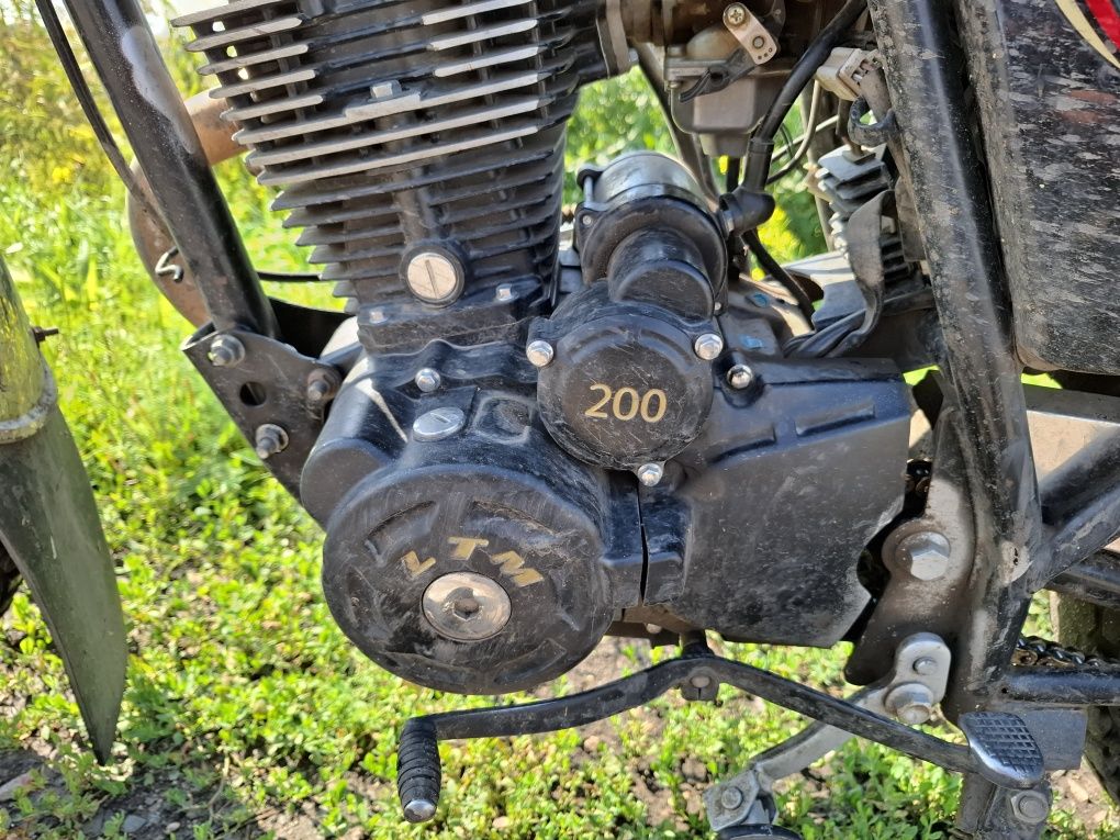Яки 200, мотор LTM