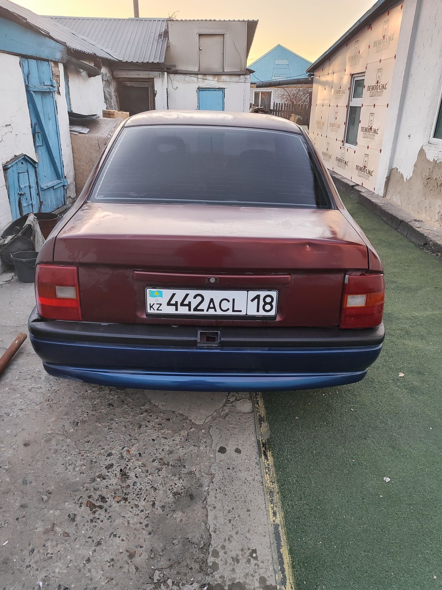 Опель вектора  на ходу