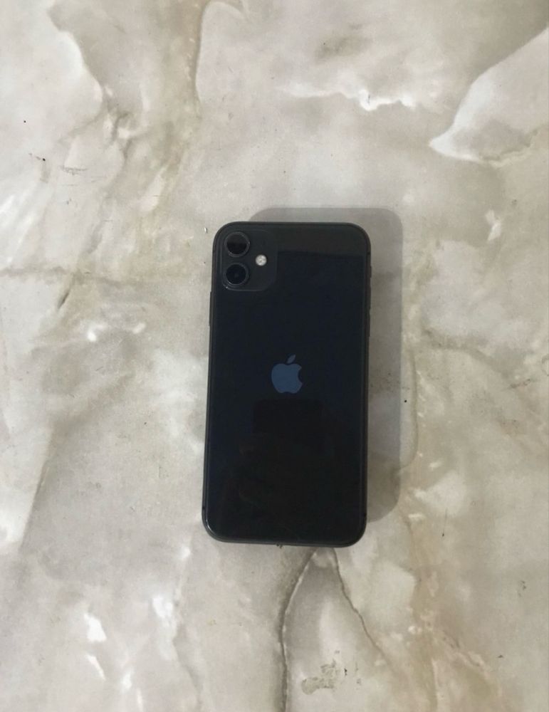 iPhone 11 128 ГБ — всё работает, родной аккумулятор 81%