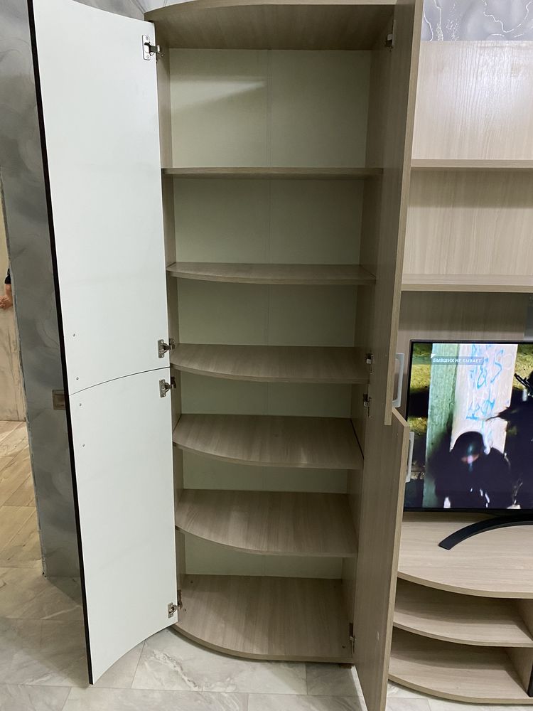 продам стенку в зал для телевизора