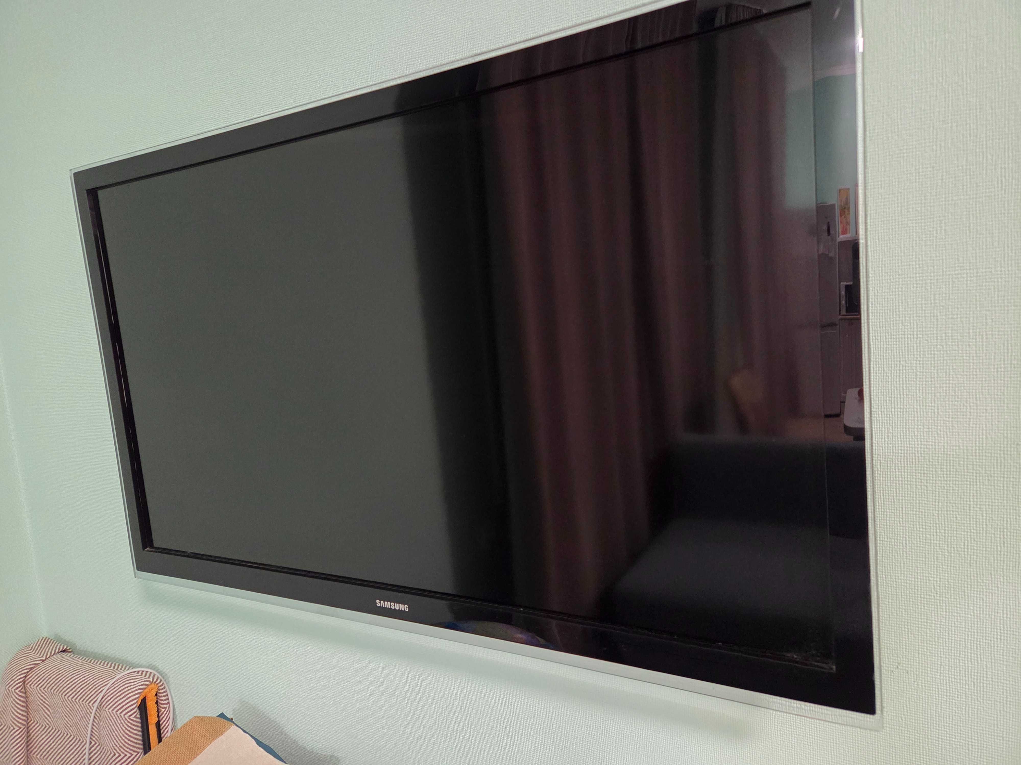 Samsung SmartTV диагональ 32 дюйма, 82 см.