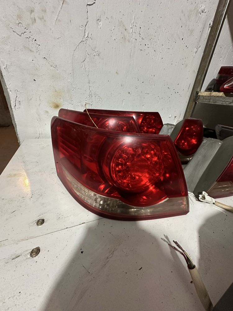 Задние фонари на Toyota Allion