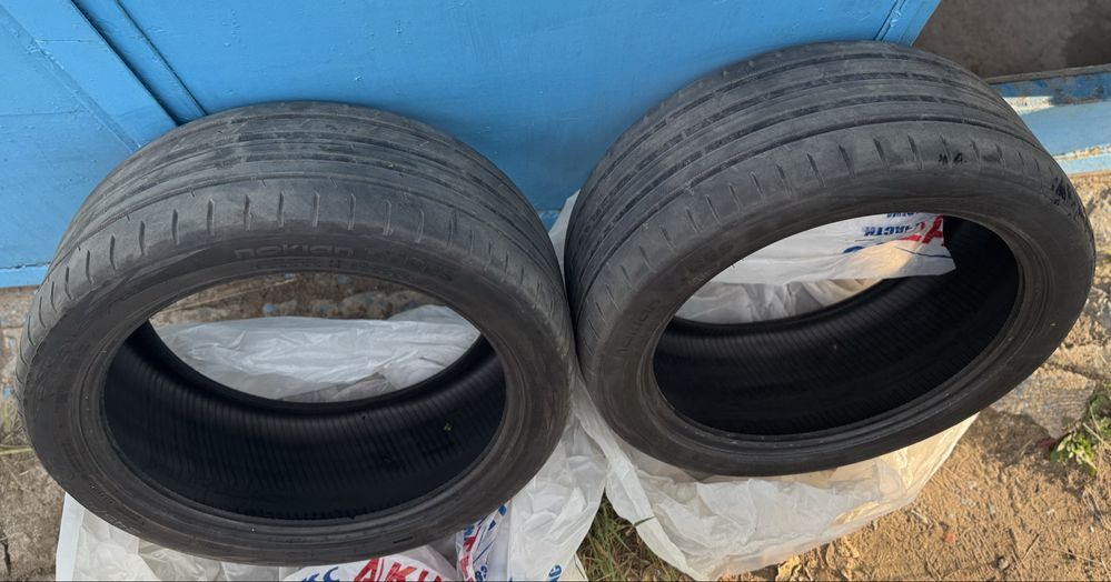 Летняя резина / Летние шины 245/40 R18 Nokian Hakka Black