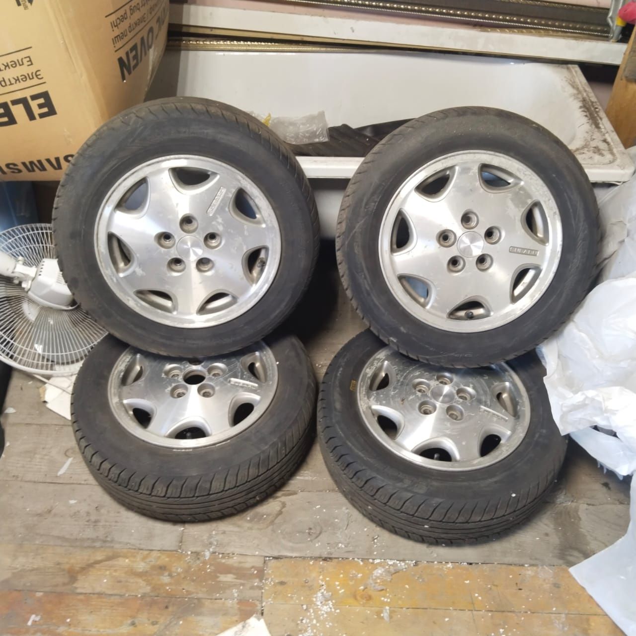 Продам диски литьё R14