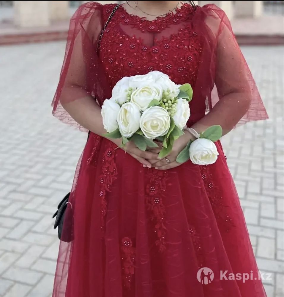 Продам Платье красивое