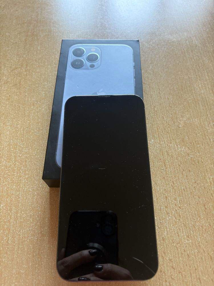 Продам iPhone 13 Pro Max