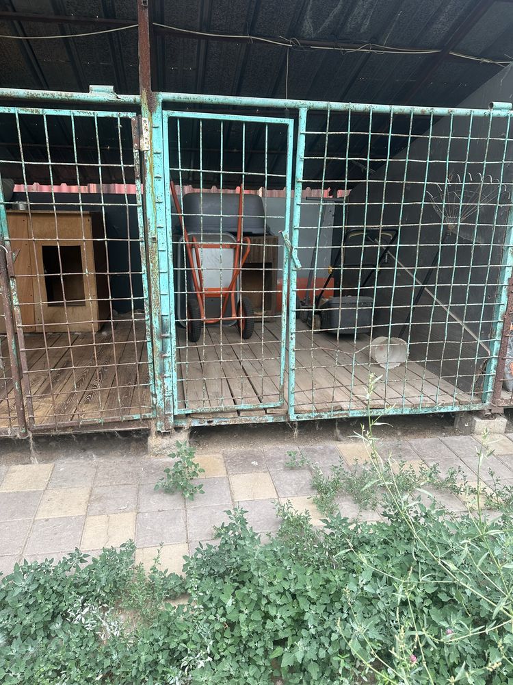 Продам вольеры для собак б/у