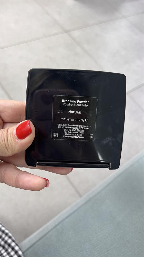 Bobbi Brown, MAC