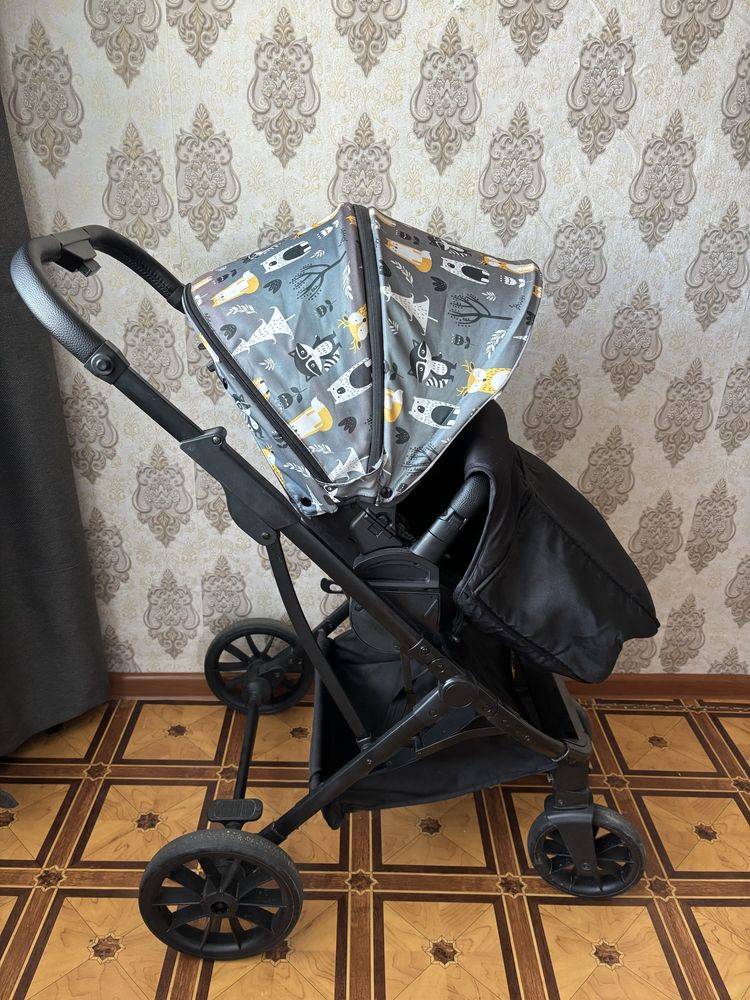 Продам прогулочную коляску Ining baby T60