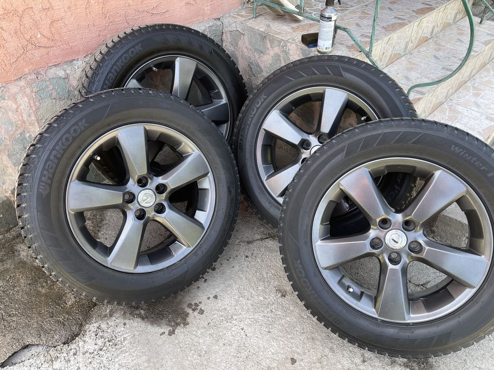 Комплект зимних колес Lexus