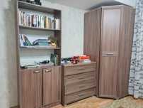 Продам  угловой шкаф , комод, книжный