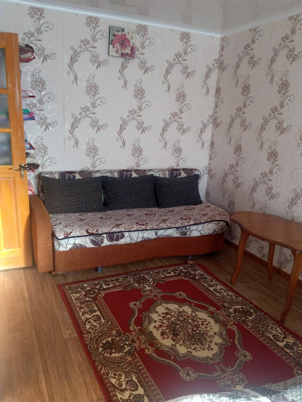 Сдам квартиру в центре,тепло и уютно., есть Wi-fi .Ждём Вас!!!