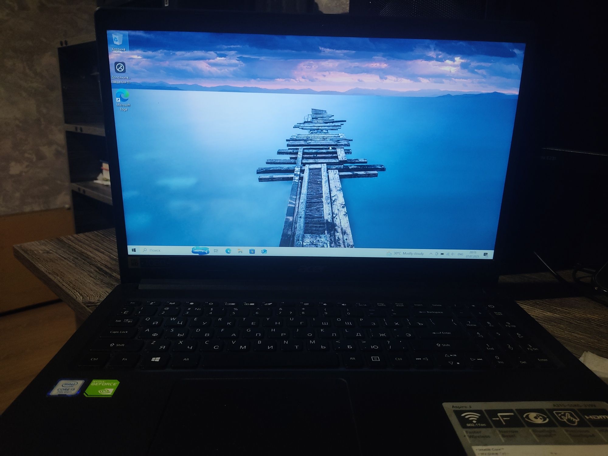 Acer aspire 3 в идеальном состояний не ломался