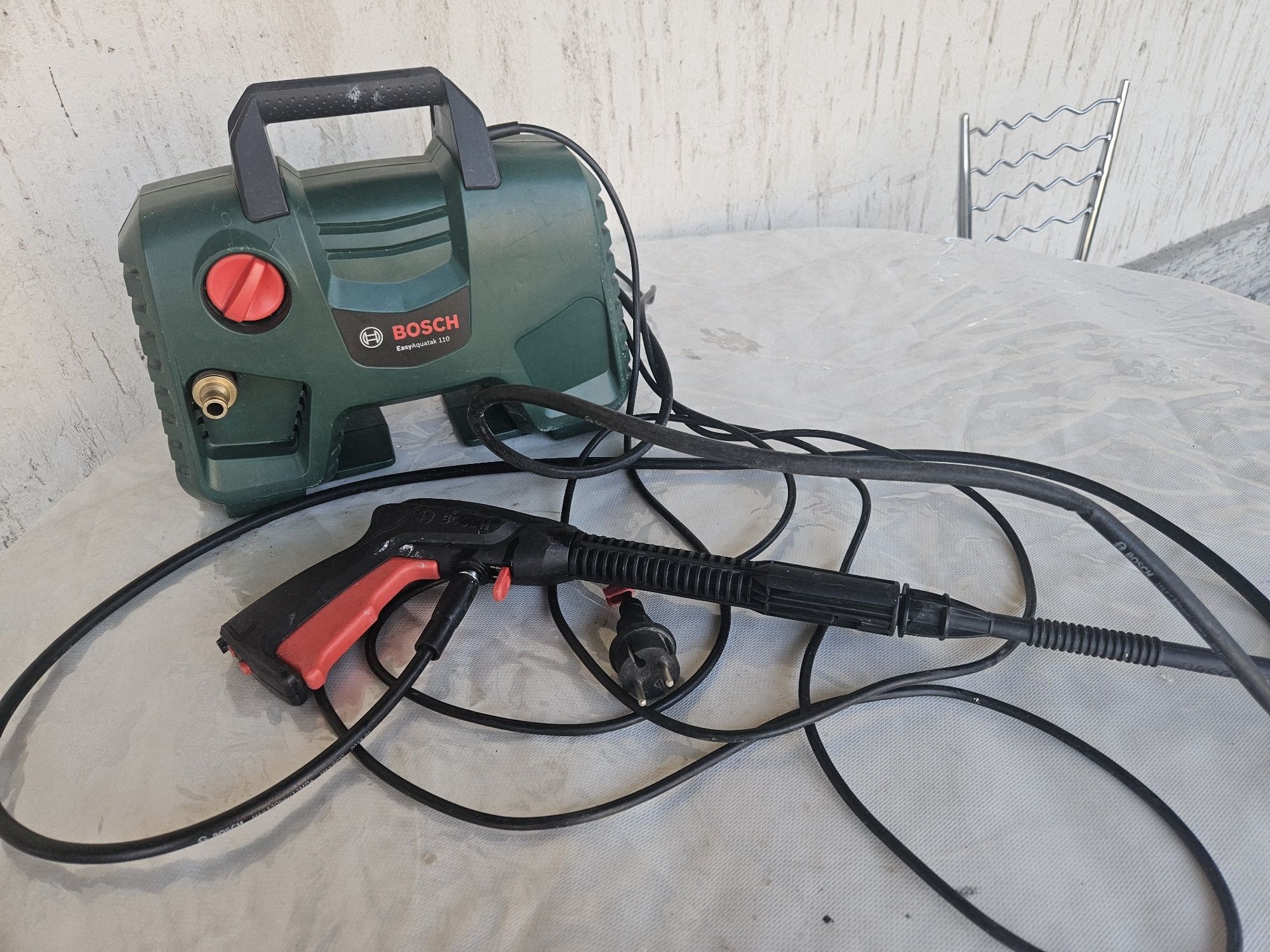 Мини мойка Bosch продам срочно