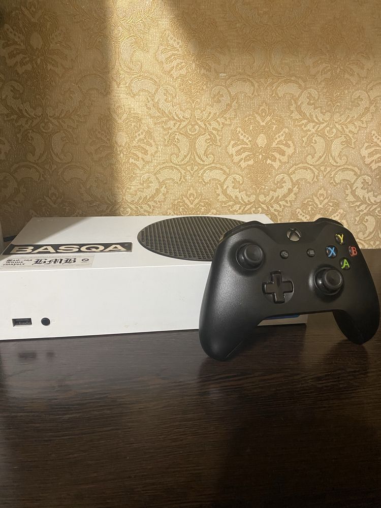 Продам Xbox series S
