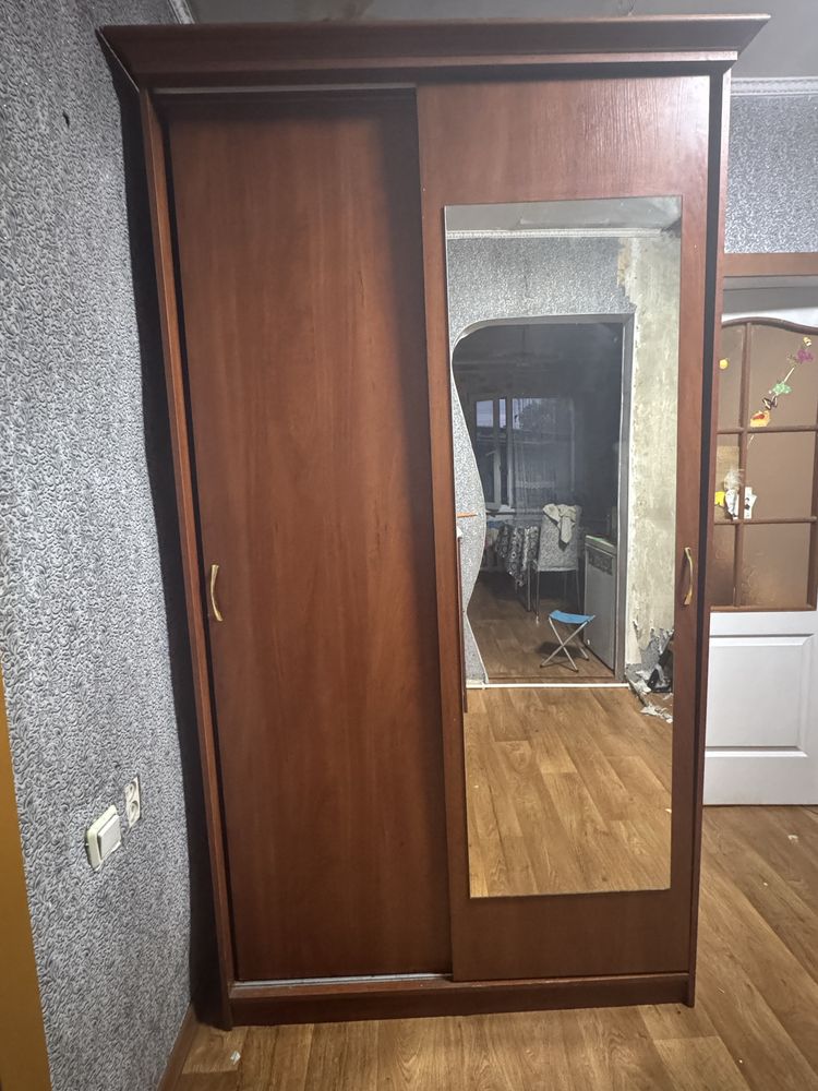Продам шкаф купе для прихожей